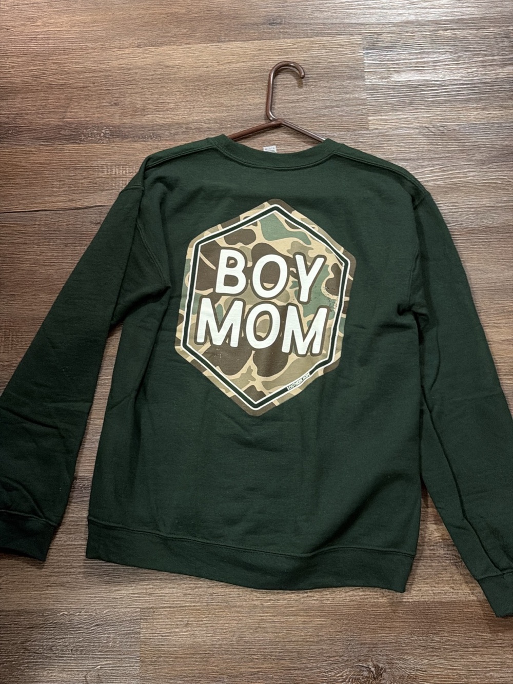 Boy Mom Camo Badge Sweatshirt - Dark Green